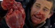 Najobrzydliwsze rzeczy, które zrobił i zjadł Bear Grylls!