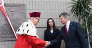 Gdańsk. Odsłonięto tablicę Lecha Kaczyńskiego