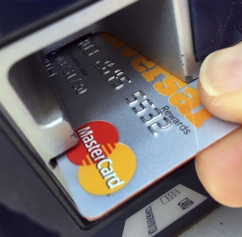 Awaria kart Mastercard. Przez ponad godzinę nie działały płatności i wypłaty z bankomatów