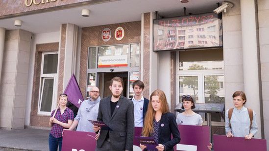 Napaść na 14-letnią Turczynkę. Rada Dzielnicy Ochota zwołała nadzwyczajną sesję