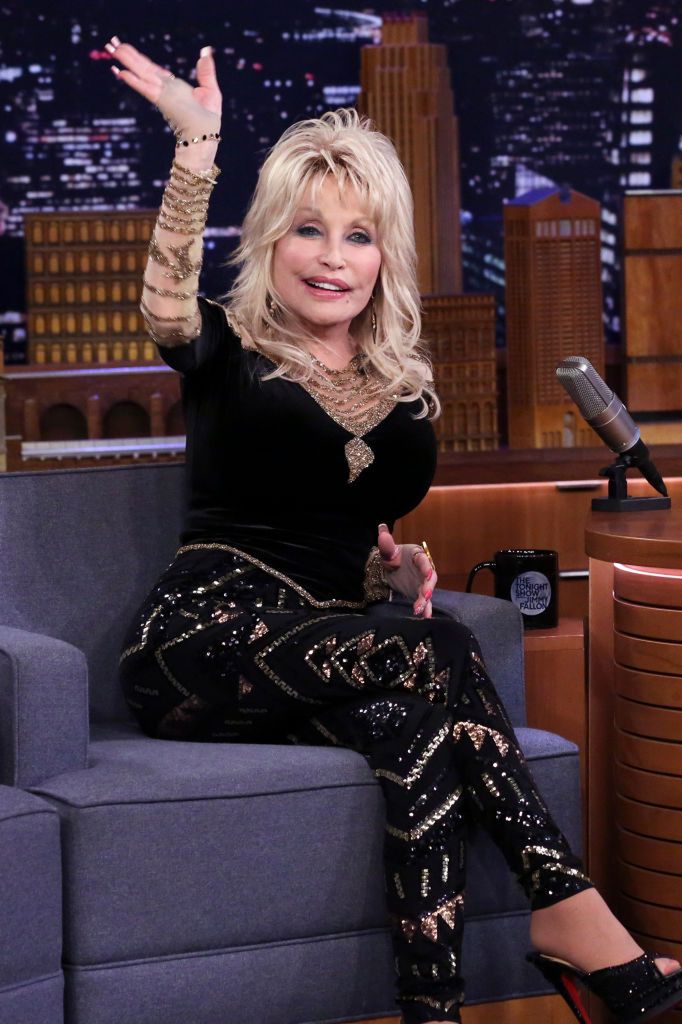 Dolly Parton chce wziąć udział w pikantnej sesji. Ale dopiero, gdy skończy 75 lat 