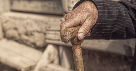 128-latek poszukiwany przez sąd w Koninie. Ma się stawić w ciągu 3 miesięcy