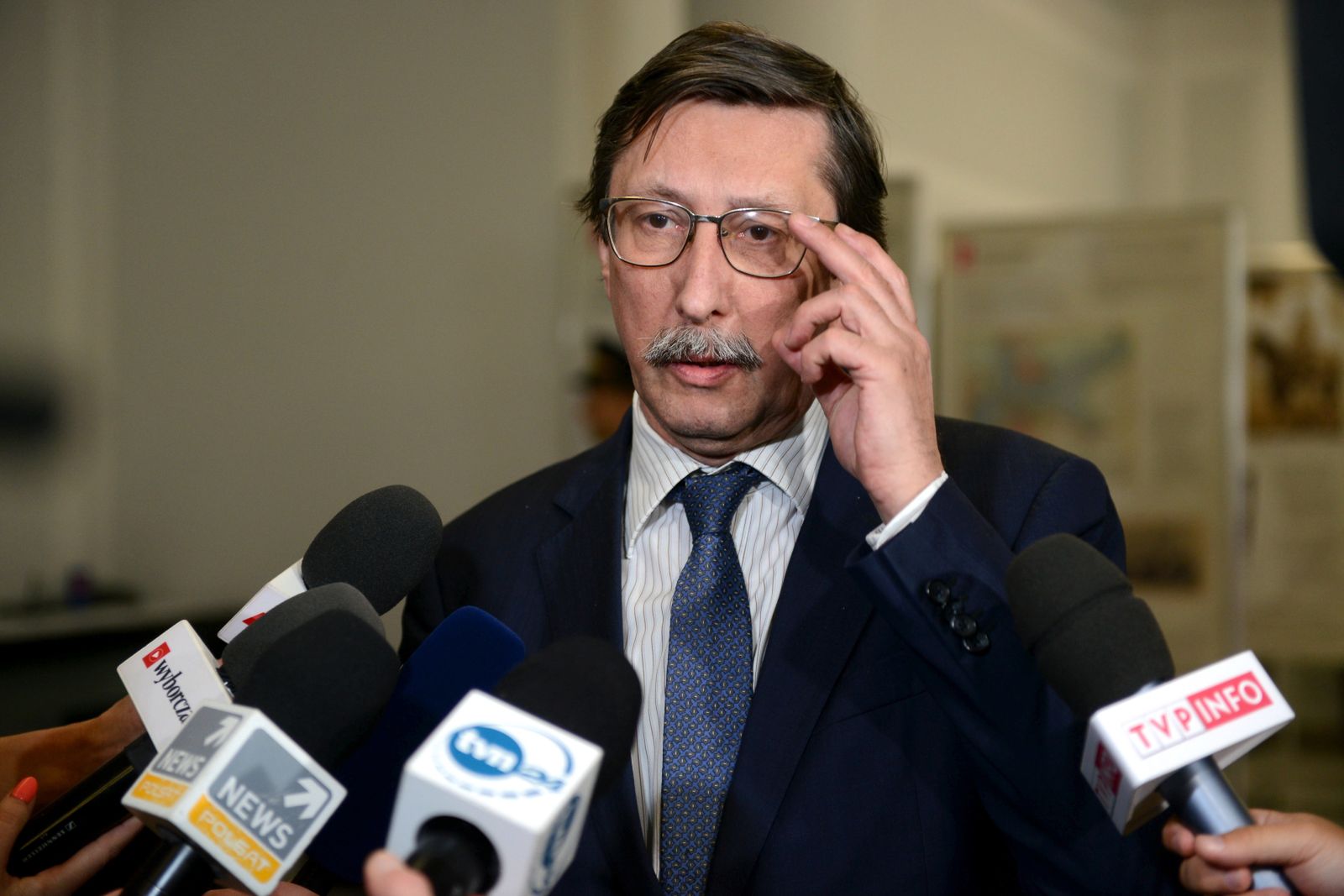 Jan Żaryn złożył trzy poprawki do ustawy degradacyjnej