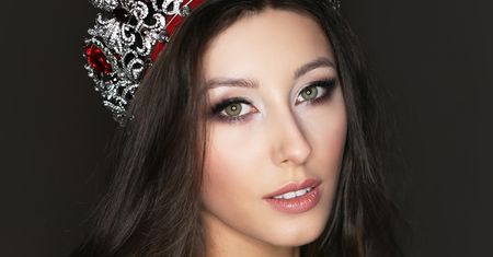 Paulina Maziarz w sesji koronacyjnej