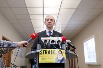 "Money. To się liczy". Nauczyciele gotowi na strajk. Gościem prezes ZNP