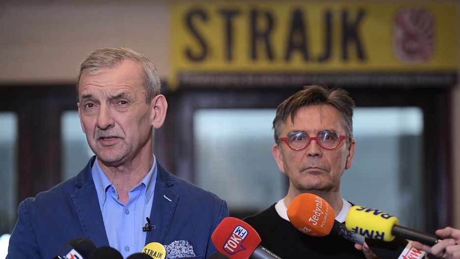 Prezes Związku Nauczycielstwa Polskiego Sławomir Broniarz oraz wiceprezes Krzysztof Baszczyński