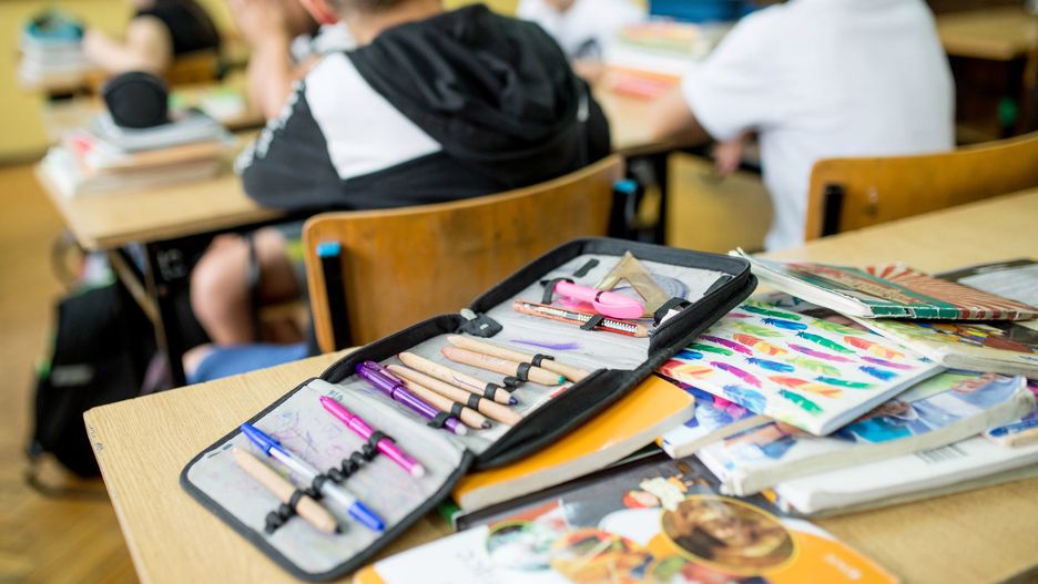 Wydrukuj kalendarz i plan lekcji dla pociechy