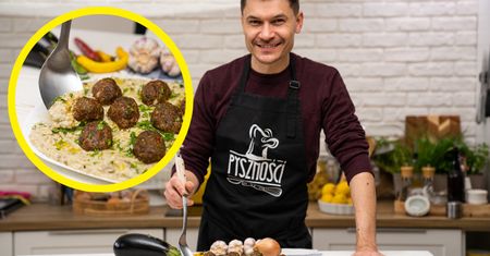 Kotleciki mielone w kremowym sosie serowo-bakłażanowym