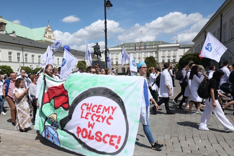 Lekarze chcą lepszej jakości służby zdrowia w naszym kraju.