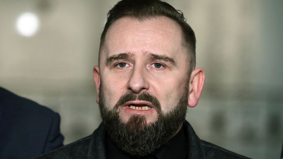 Od lutego 2017 r. Piotr Liroy-Marzec nie jest już w klubie poselskim Kukiz’15