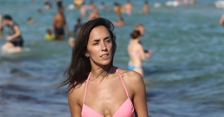 Janette Manrara kusi w bikini