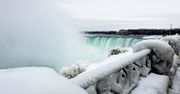Wodospad Niagara zamarza. Widok zapiera dech w piersiach
