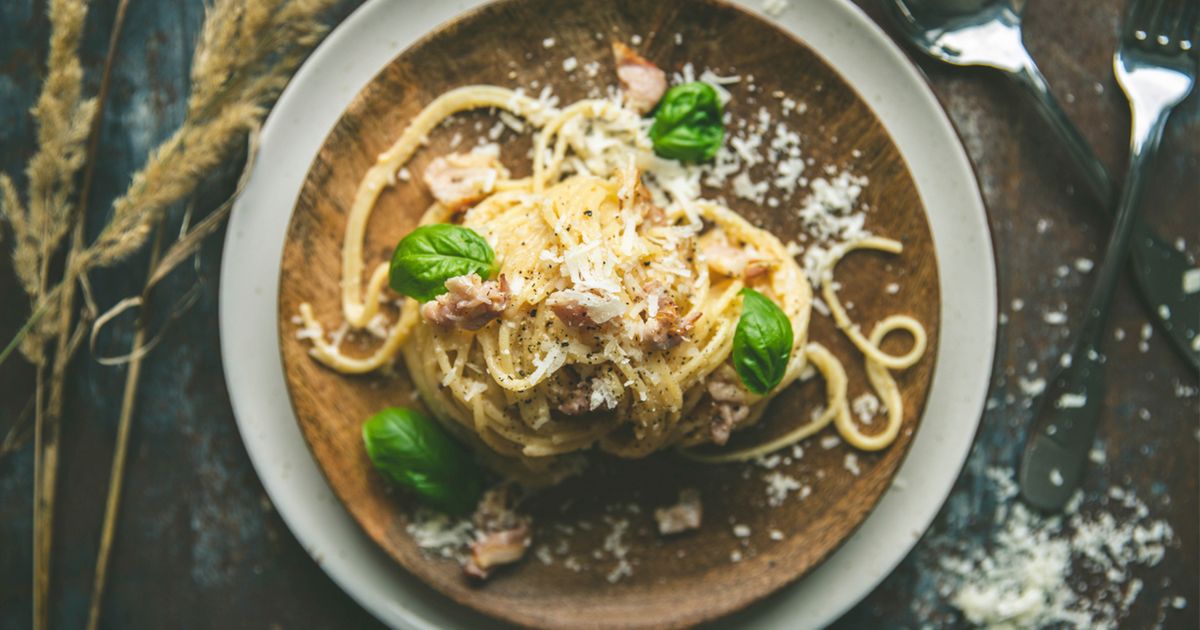 Przepis na domowe spaghetti carbonara