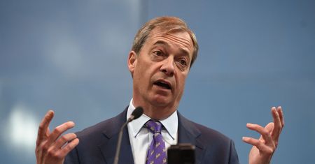 Skompromitowany polityk obiecuje prawdziwy brexit. Dlatego kandyduje do Parlamentu Europejskiego