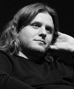 Piotr Woźniak-Starak nie zostanie pochowany na terenie rodzinnej posiadłości. Inspektor sanitarny dementuje plotki