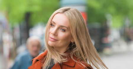 Agnieszka Woźniak-Starak wróciła do mediów. Poprowadziła pierwszą audycję