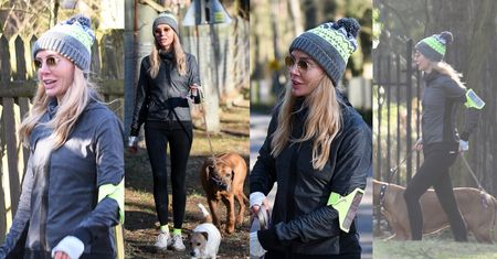 Sportowa Agnieszka Woźniak-Starak podbija podmiejskie uliczki na spacerze z psiakami (ZDJĘCIA)
