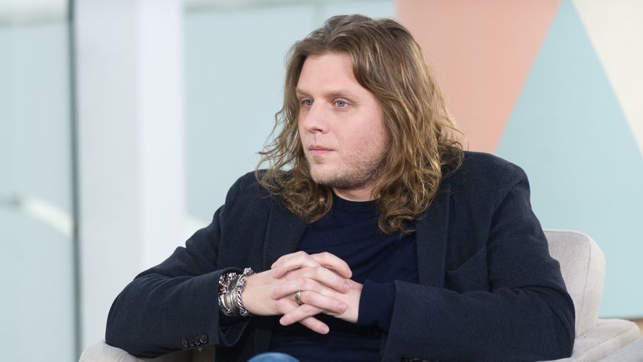 Piotr Woźniak-Starak zaginął w niedziele rano. Służby przeczesują jezioro Kisajno