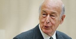 Giscard wini Chiraca za fiasko konstytucji unijnej