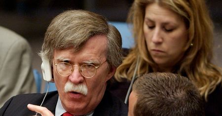 Zdumiewający wywiad ambasadora USA w Niemczech. Chce wspierać antysystemowców