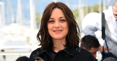 LOOK OF THE DAY: Marion Cotillard w rockowym stylu