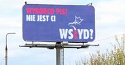 "Wyborco PiS, nie jest ci wstyd?" Kto postawił billboardy?