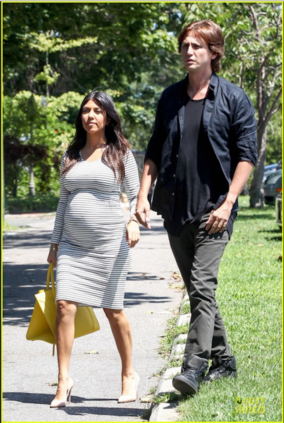 Kourtney Kardashian 

Fotografia: screen z www.justjared.com