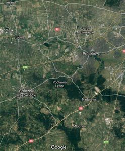 Mazowieckie. Auto wjechało w przystanek w Żyrardowie, nie żyje 78-letnia kobieta