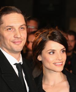 Tom Hardy i Charlotte Riley oczekują drugiego dziecka. Musieli uciec przed prześladowczynią