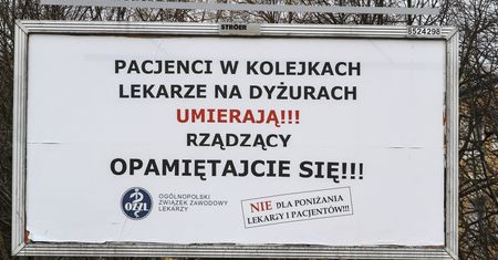 Lekarze grożą ogólnopolskim protestem. "Sytuacja jest tragiczna"