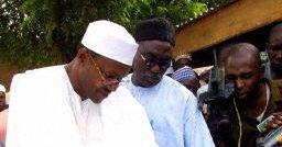 Nigeria: demokracja pod bronią