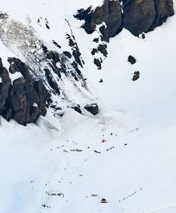 Szwajcaria. Lawina w Crans-Montana, śnieg porwał narciarzy