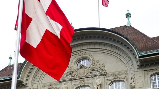 Bank Szwajcarii podwoił swój dotychczasowy rekord zysku. Zebrane za dodrukowane franki rezerwy teraz przynoszą zyski