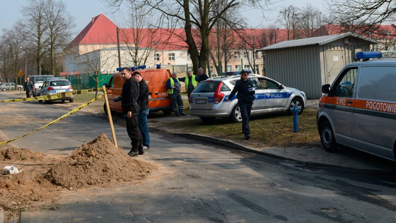 Podczas remontu nawierzchni doszło do uszkodzenia linii gazowej, konieczna była ewakuacja mieszkańców