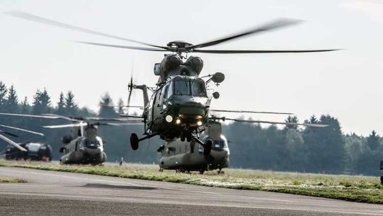 Problem MON z helikopterami można rozwiązać przy pomocy modernizacji.