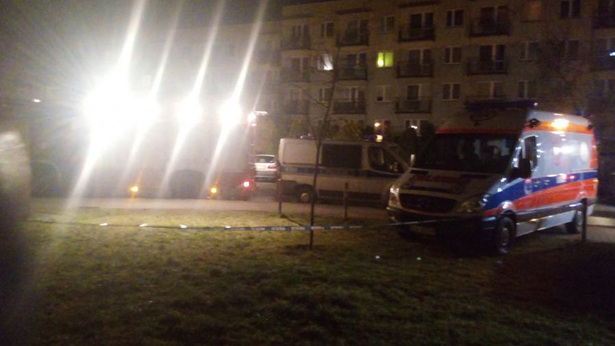 Chory psychicznie 33-latek zaatakował policjantów