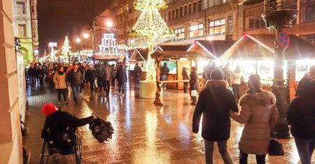 Wrocław: Miasto bardziej eko - świąteczne dekoracje szybciej znikną z ulic