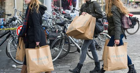 Makabra w Primarku. Klientka znalazła ludzką kość