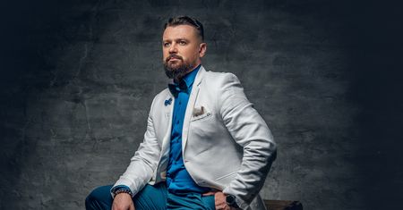 Wybieramy marynarkę. Zobacz, jak uniknąć wpadki przy zakupie