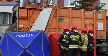 Lubin. Kierowca śmieciarki śmiertelnie potrącił kobietę. Zatrzymał się po krzykach przechodniów