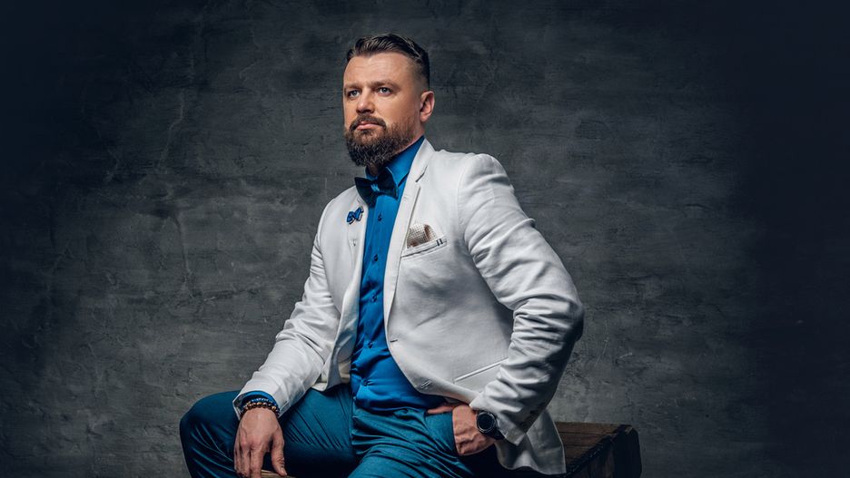 Wybór marynarki do stylu koordynowanego to nie lada wyzwanie