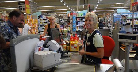 Zarobki w marketach. Sprawdź, gdzie płacą najwięcej