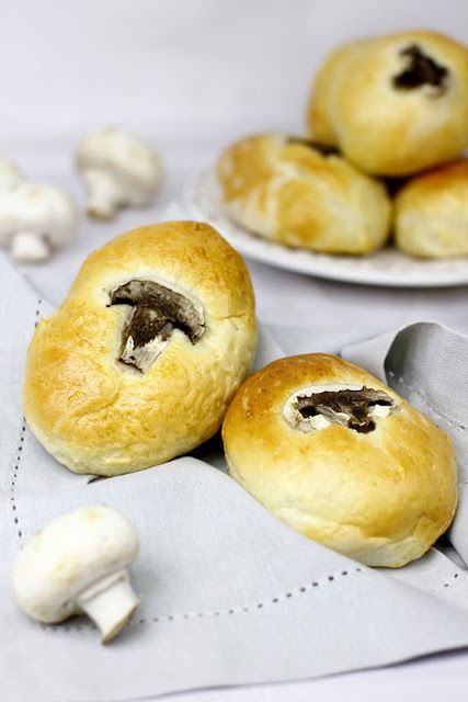Proste i pyszne bułeczki z pieczarkami