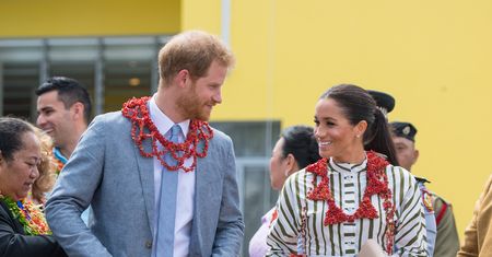 Księżna Meghan i książę Harry w podróży po Tonga. Ugoszczono ich z honorami