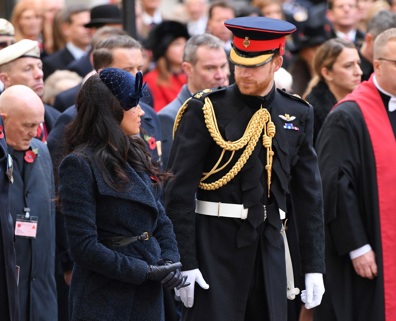 Meghan i Harry nie spędzą świąt z królową. Piers Morgan: "Zepsute bachory"