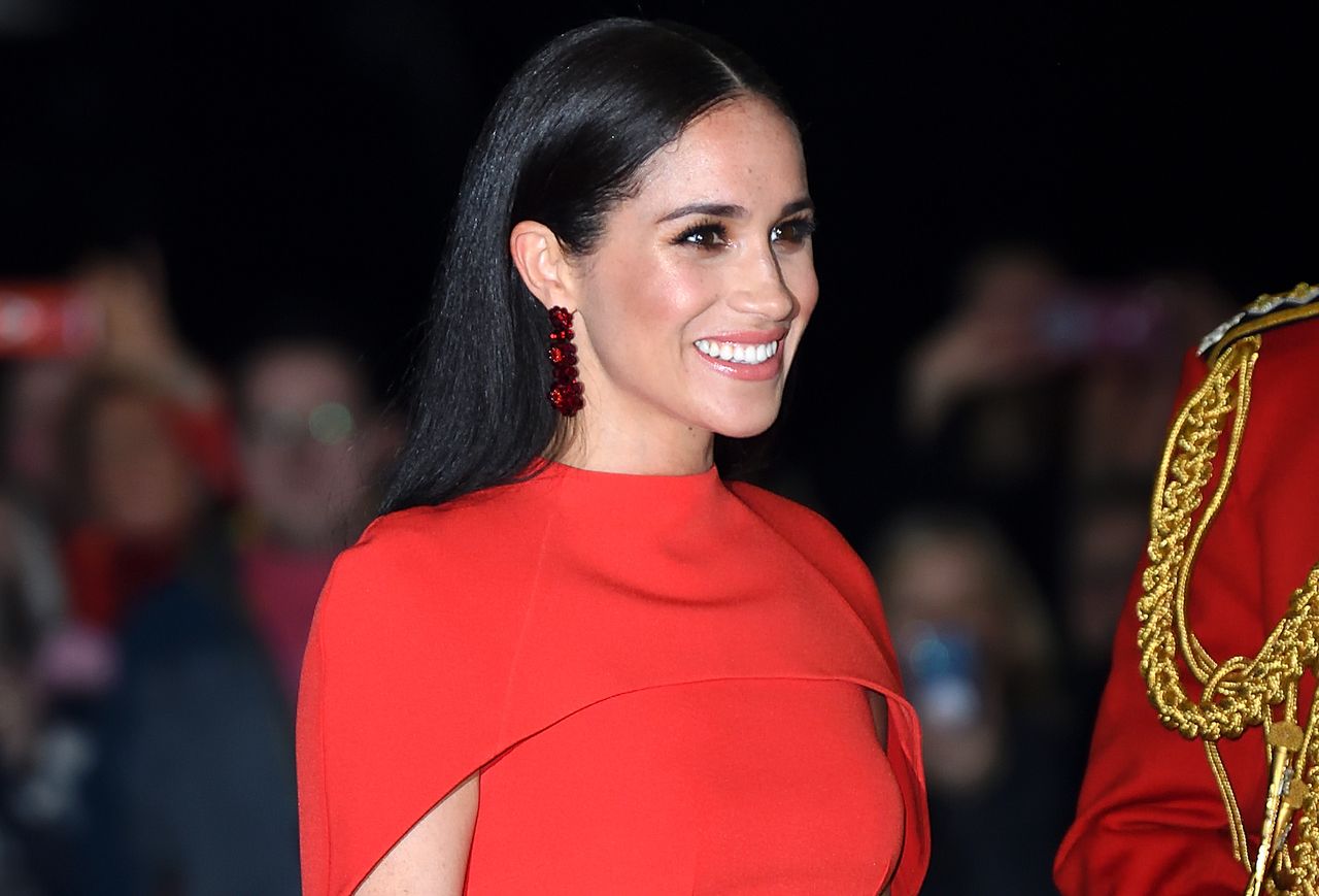 Meghan Markle nosi biżuterię o ukrytym znaczeniu. Nie bez powodu stawia na te dodatki