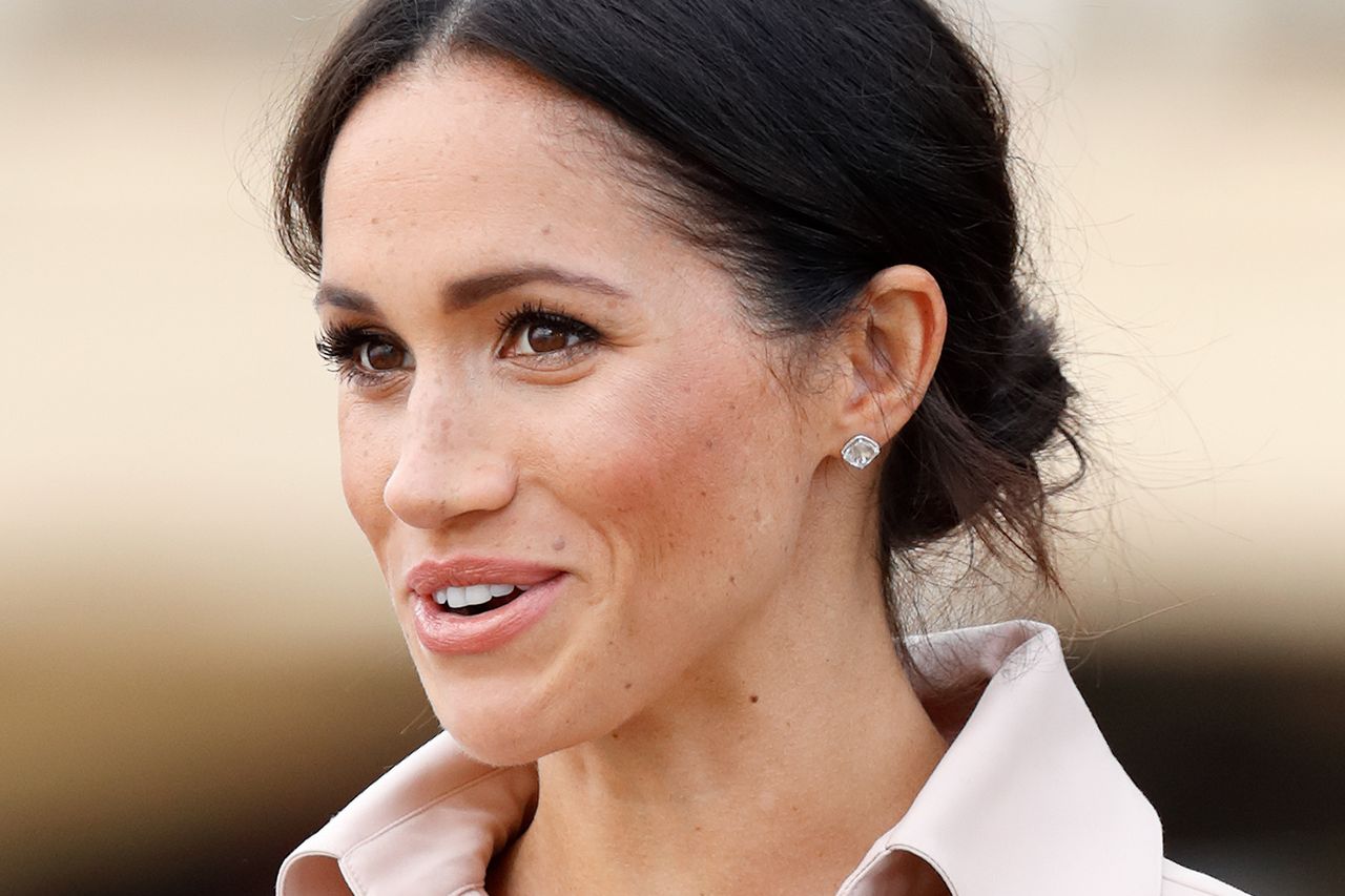 Meghan Markle wymusza siedzenie obok księcia Harry'ego. Wyższe sfery oburzone 