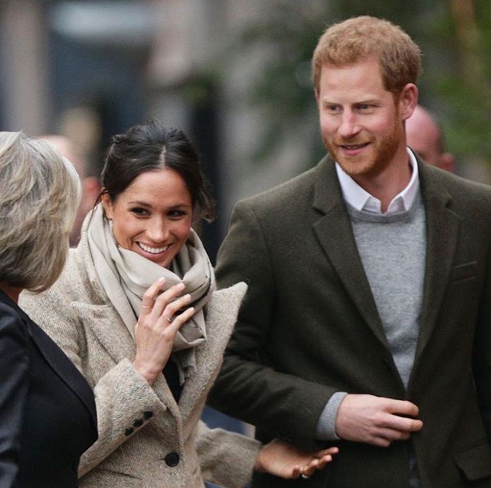 Zaproszenia na ślub Harry'ego i Meghan wyglądają inaczej niż Kate i Williama. Różnic jest sporo