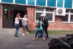 Policjanci eskortowali ciężarną ponad 40 km