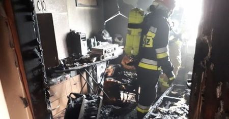 Wielkopolska. Komórka wywołała pożar